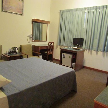 Hotel Supreme Σιγκαπούρη Δωμάτιο φωτογραφία